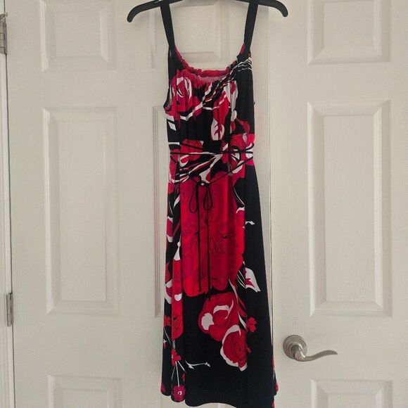 Tahari open shoulders dress - Picture 1 of 4